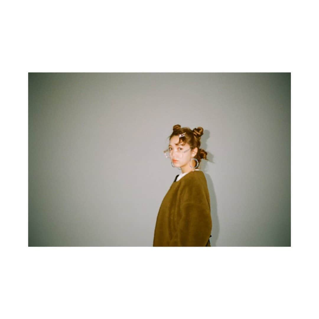 藤田ニコル（にこるん）さんのインスタグラム写真 - (藤田ニコル（にこるん）Instagram)「今日、あと1時間もないくらいで。 「藤田ニコルのあしたはにちようび」  TBSラジオ FM90.5MHz/AM954kHz  毎週土曜日 夜7時~8時30分 放送  初回放送ですよー😆✌️✌️✌️✌️ 念願の。ずっとふざけてます。 最初ちょっぴり緊張もしちゃってます。 素の、にこるん。是非聴いてください。  Twitterやってる方はリアルタイムで是非 #にこにち と呟いて盛り上げてくれると うれぴーまんです。  わぁ楽しみ！！終わったらここでも 感想コメントお待ちしております☺️☺️」1月4日 18時04分 - 2525nicole2