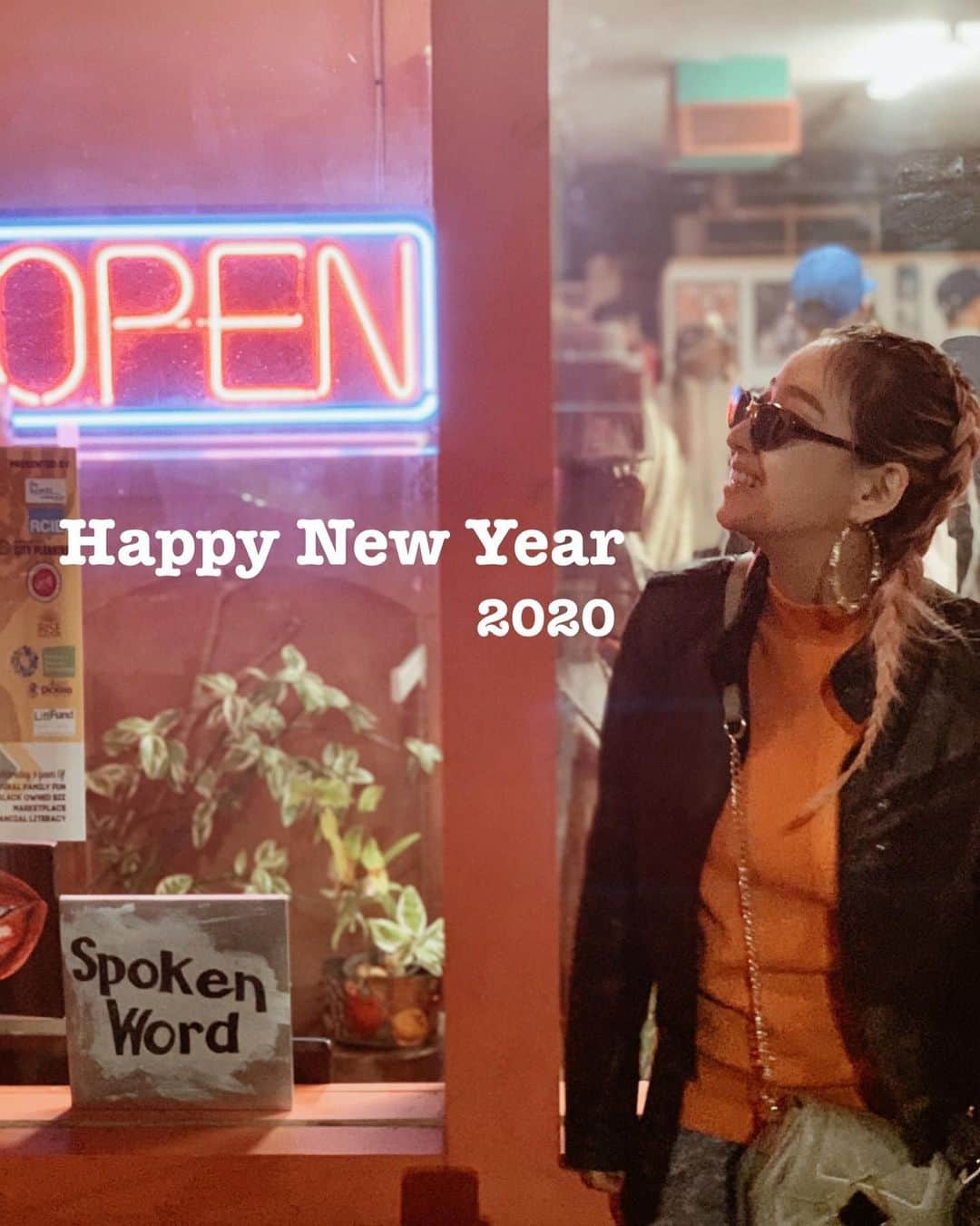 jyA-Me（ヤミー）のインスタグラム：「Happy New Year✨  May the New Year bring you happiness, peace, and prosperity. Wishing you a joyous 2020😘 . 新年明けましておめでとうございます🎍🌅🐭✨ 2020年が皆さんにとって、 平和で、健康で、幸せな一年になります様に🙏🏼✨ . 今年もマイペースな私ですが、どうぞ宜しくお願いします🙇🏼‍♀️❤️ #happynewyear #2020」
