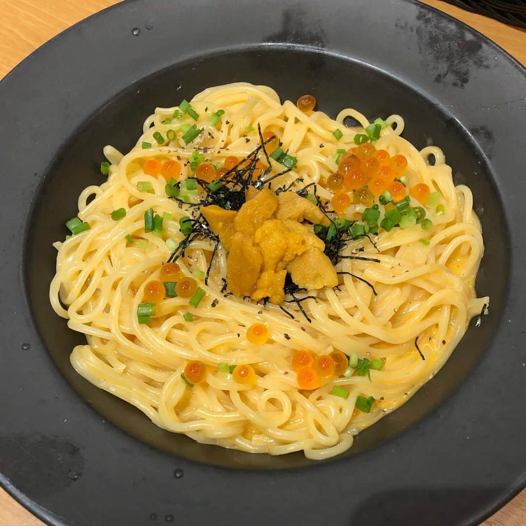 本城聡章さんのインスタグラム写真 - (本城聡章Instagram)「2020年はパスタで🍝😋 #麺初め」1月4日 18時09分 - honjo