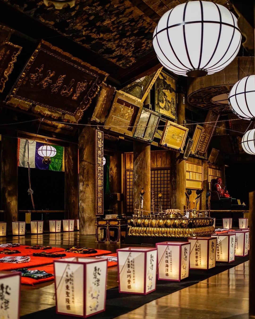 иαяα & куσтσ νιятυαℓ ωσяѕhιρのグルメインスタ