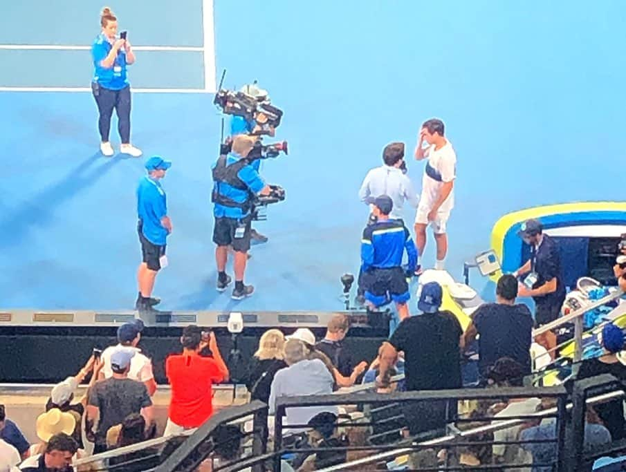 佐藤由季さんのインスタグラム写真 - (佐藤由季Instagram)「#ATPCup in #Sydney  for the first time🎾 I want to live around here someday❤️ #Australia  #NSW  #sydneyolympicpark  #tenniscentre  #tennis  #hostfamily  #love  #sports  #olimpic  #thankyou  #soexcited  #オーストラリア  #スポーツ観戦  #テニス  #初観戦  #何かスポーツが観たいという要望にも  #応えてくれました 🙏  #まさかATPカップが生で観られるとは  #大興奮  #本当にありがとう  #リポーター を凝視していたら #あの人が好きなの？ #かっこいいと思う？ と聞かれました（笑） #シドニーオリンピック の場所を見て予習 #東京オリンピック  #フリーアナウンサー  #佐藤由季  #いつかここに住みたい」1月4日 18時52分 - yukisato0710