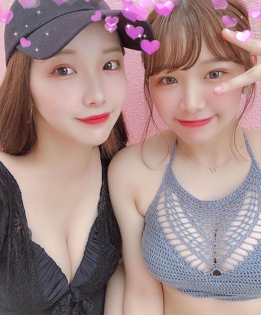 のインスタグラム：「《🎍2020年もヒット御礼祈願💕ビジョビのベスト投稿を紹介🥰🎍》⠀⁠⠀ *⠀⁠⠀ リポストを使って、素敵な写真📷✨を投稿されてる方を紹介させて頂く⠀⠀⠀⠀⁠⠀ 【💄美女美容事情💅】のコーナーです✨⠀⁠⠀ 2020年1/1〜1/5まで🎍今年もヒット御礼祈願💕ビジョビのベスト投稿をご紹介🥰🎍⠀⁠⠀ *⠀⁠⠀ 今回ビジョビのベスト投稿としてご紹介させて頂きますのは‼︎⠀⁠⠀ きりまるさん< @kirimaruuu >の素敵なお写真📸⁠⠀⁠⠀ *⁠⠀⁠⠀ ⁠夏‼️そしてとなりに写るはお姉様なのだとか💕美人姉妹羨ましいです🥰おふたりとも女性らしくて憧れます❤️⠀⁠⠀ *⠀⁠⠀⁠⠀ きりまるさんのアカウントには他にも素晴らしい投稿が沢山ありますので是非覗いてみてくださいね💁‍♀️💙⁠⠀⁠⠀ *⠀⁠⠀⁠⠀ きりまるさん< @kirimaruuu >⁠⠀⁠⠀ 素敵な投稿ありがとうございました☺️📸✨⠀⠀⠀⠀⠀⠀⠀⁠⠀ * ⁠⠀ 🎍㊗️2020年もよろしくお願い致します㊗️🎍⁠⠀ *⁠⠀ △▼△▼△▼△▼△▼△▼△▼△▼△▼⠀⠀⠀⠀⠀⠀⠀⠀⠀⠀⠀⠀⠀⠀⠀⠀⠀⠀⠀⠀⠀⠀⠀⠀⠀⠀⠀⠀⠀⠀⠀⠀⁠⠀ ❤🧡💛「美女美容事情」💚💙💜⠀⠀⠀⠀⠀⠀⠀⠀⠀⠀⠀⠀⠀⠀⁠⠀ 👇掲載ご希望の方は👇⠀⠀⠀⠀⠀⠀⠀⠀⠀⠀⠀⠀⠀⠀⠀⁠⠀ @b_b_j.jタグ付けと🖤 # ビジョビ⠀🖤⠀⠀⠀⠀⠀⠀⠀⠀⠀⠀⠀⠀⠀⠀⁠⠀ をタグ付けお願いします✨⠀⠀⠀⠀⠀⠀⠀⠀⠀⠀⠀⠀⠀⠀⠀⁠⠀ ――――――――――――――――⠀⠀⠀⠀⠀⠀⠀⠀⠀⠀⠀⠀⠀⠀⠀⠀⠀⠀⠀⠀⠀⠀⁠⠀ ～姉妹アカウントのご紹介～⠀⠀⠀⠀⠀⠀⠀⠀⠀⠀⠀⠀⠀⠀⠀⠀⠀⠀⠀⠀⠀⠀⠀⠀⠀⠀⁠⠀ ◇美容情報を紹介している«美女美容事情～Beauty～»⠀⠀⠀⠀⠀⠀⠀⠀⠀⠀⠀⠀⠀⠀⠀⠀⠀⠀⠀⠀⠀⠀⠀⠀⠀⁠⠀ ( @b_b_j.j_b )⠀⠀⠀⠀⠀⠀⠀⠀⠀⠀⠀⠀⠀⠀⠀⠀⠀⠀⠀⠀⠀⠀⠀⠀⠀⠀⁠⠀ ◇美しい旅スポット紹介をしている«美 spot»⠀⠀⠀⠀⠀⠀⠀⠀⠀⠀⠀⠀⠀⠀⠀⠀⠀⠀⠀⠀⠀⠀⠀⠀⁠⠀ ( @b__spo )⠀⁠⠀ ⠀⠀⠀⠀⠀⠀⠀⠀⠀⠀⠀⁠⠀ よかったらこちらも覗いてみてね✨⁠⠀ ――――――――――――――――⠀⠀⁠⠀ #年末年始 #お正月⁠⠀ #年末 #年始 ⁠⠀ #2020 #2020年⁠⁠⠀ #夏 #南国⠀#bikini ⠀⠀⠀⠀⠀⠀⠀⠀⠀⠀⠀⁠⠀ #スタイル抜群 #カメラ女子⠀⠀⠀⠀⠀⁠⠀ #女子力アップ #ビーチコーデ ⠀⠀⠀⠀⁠⠀ #オシャレコーデ #プチプラコーデ ⠀⠀⠀⠀⠀⠀⠀⁠ #美意識 #美意識向上⠀⠀⠀⠀⠀⠀⠀⠀⠀⠀⁠⠀ #美尻 #trip ⠀⁠⠀ #美肌 #大人女子 #くびれ ⠀⠀⠀⠀⁠⠀ #旅行好き ⠀⠀⁠⠀ #旅行好き #プチプラ⠀⠀ ⠀⁠⠀ #水着 #旅行コーデ⠀ ⠀⠀⠀⠀⠀⠀⠀⠀⠀⠀⠀⁠⠀ #スタイル抜群 ⁠⠀ #japanese #japanesegirl」