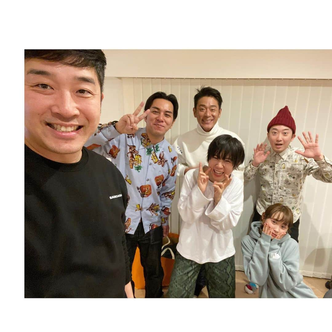 高橋愛さんのインスタグラム写真 - (高橋愛Instagram)「😁😄🤪😆🤗☺️ ㅤㅤㅤㅤㅤㅤㅤㅤㅤㅤㅤㅤㅤ ㅤㅤㅤㅤㅤㅤㅤㅤㅤㅤㅤㅤㅤ あべさんの後輩さん達と 新年会🎍❤️ ㅤㅤㅤㅤㅤㅤㅤㅤㅤㅤㅤㅤㅤ 楽しい夜でした🥰 ㅤㅤㅤㅤㅤㅤㅤㅤㅤㅤㅤㅤㅤ 何故かポートレートで 撮り合う笑 ㅤㅤㅤㅤㅤㅤㅤㅤㅤㅤㅤㅤㅤ はぁ、笑った🤣😂🤣😂」1月5日 2時26分 - i_am_takahashi