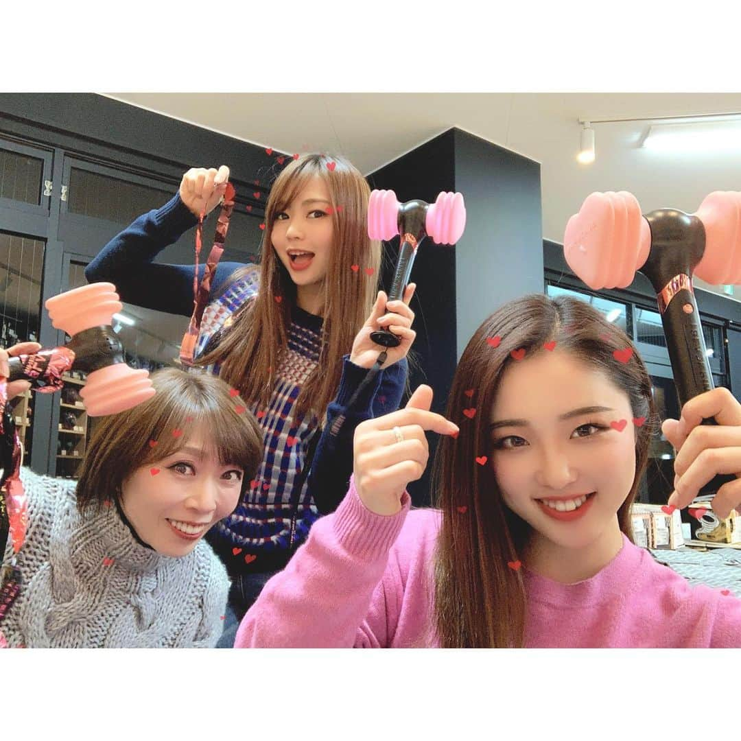 浅田梨奈さんのインスタグラム写真 - (浅田梨奈Instagram)「BLACK PINK💗🖤 BLINK🔨💗🖤 #blackpink  #blink #アリーナ #3秒シャッター #ほぼ連写 #飽きたを超えるまで #だそうです #明日はチャレンジです」1月4日 21時09分 - asdrn528