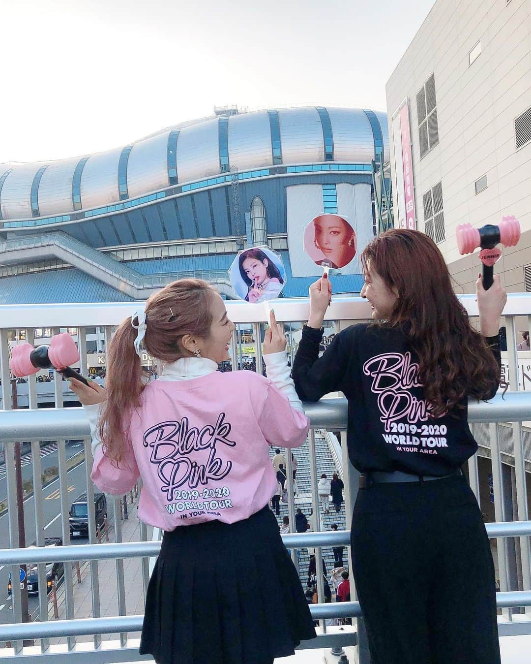 安中亜美さんのインスタグラム写真 - (安中亜美Instagram)「ㅤㅤㅤㅤㅤㅤㅤㅤㅤㅤㅤㅤㅤ ずっとずっと楽しみにしてたBLACKPINK💘 ほんまに可愛すぎた🤦🏻‍♀️幸せすぎる時間でした❤︎❤︎❤︎ I LOVE BLACKPINK ❣️ ㅤㅤㅤㅤㅤㅤㅤㅤㅤㅤㅤㅤㅤ #blackpinkinyourarea #blackpink #ブラックピンクコーデ #ブラックピンクライブ #ブラックピンク #京セラドーム#blackpinkinyourareaosaka #BLINK#京セラドーム」1月4日 21時55分 - amitwinsworld