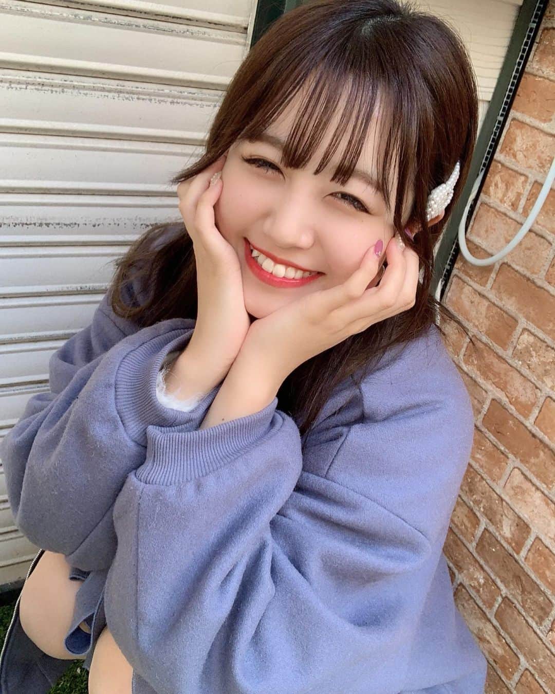 嶋田のあのインスタグラム：「2020年も のあのこと 宜しくお願いします🐁 . . . . . #南京町  #パールピン #ロングヘア #エクステ #インナーカラー #冬コーデ #メリージェニー #ブルゾン #merryjenny #instagram #instagood #instafashion #followｍe」