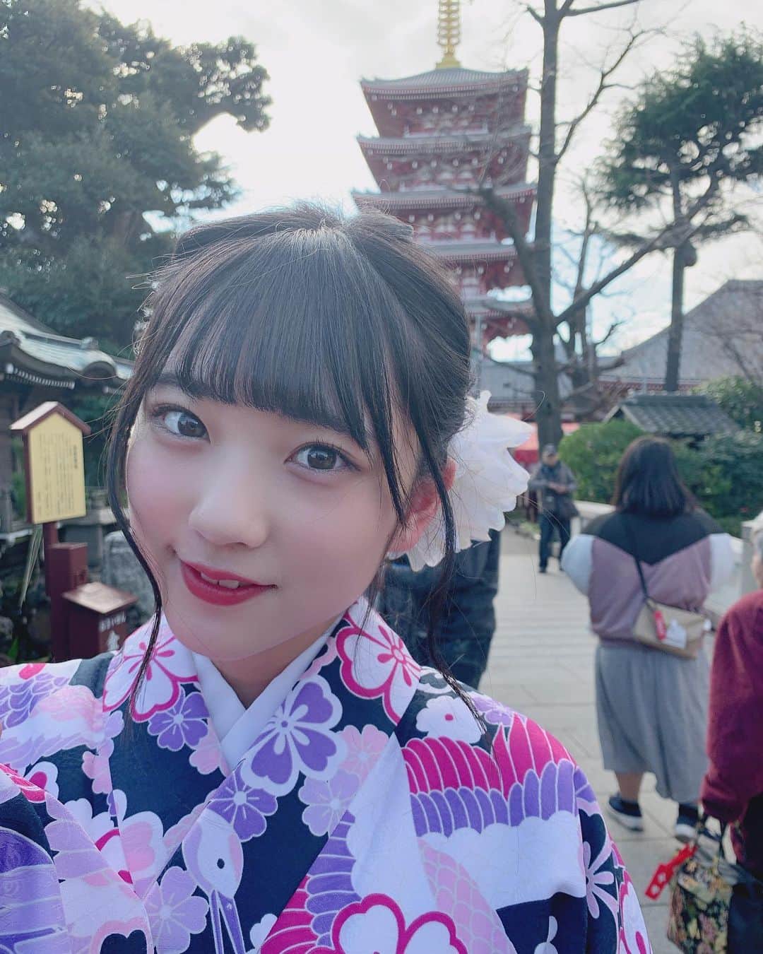 篠原ののかさんのインスタグラム写真 - (篠原ののかInstagram)「ちなみに着物の写真は 全部パパママ撮影😇 最新機器に慣れてなさすぎるから 文句言いまくって たくさん撮ってもらったよ  #ごめんね #これはパパのインスタ映え」1月4日 22時36分 - nonoka_211