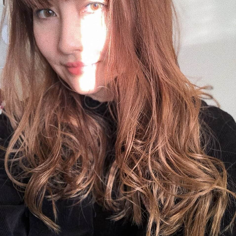 佐藤香菜さんのインスタグラム写真 - (佐藤香菜Instagram)「Organic Hair Color 最近は赤み系🍎 . #organiccolor #organichaircolor  #haircolor #organic #haircolor #オーガニックカラー #🌏❤️」1月4日 23時08分 - kana__sato622