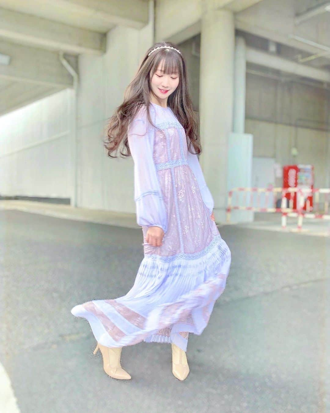 大谷映美里さんのインスタグラム写真 - (大谷映美里Instagram)「💜🌼💜🌼 ㅤㅤㅤㅤㅤㅤㅤㅤㅤㅤㅤㅤㅤ 今日もいちにちありがとう ᐠ ♡ ᐟ たっくさんの愛と活力をもらったよ〜🐁🐁 ㅤㅤㅤㅤㅤㅤㅤㅤㅤㅤㅤㅤㅤ お洋服は #furfur のラベンダーワンピと 途中から #areeam のロングカーデを羽織ったよ🌸 ㅤㅤㅤㅤㅤㅤㅤㅤㅤㅤㅤㅤㅤ ブーツは #snidel アクセサリーは全部 #handm です✨ 髪型はこんな感じで部ごとに変えてました〜☺️ ㅤㅤㅤㅤㅤㅤㅤㅤㅤㅤㅤㅤㅤ」1月4日 23時40分 - otani_emiri