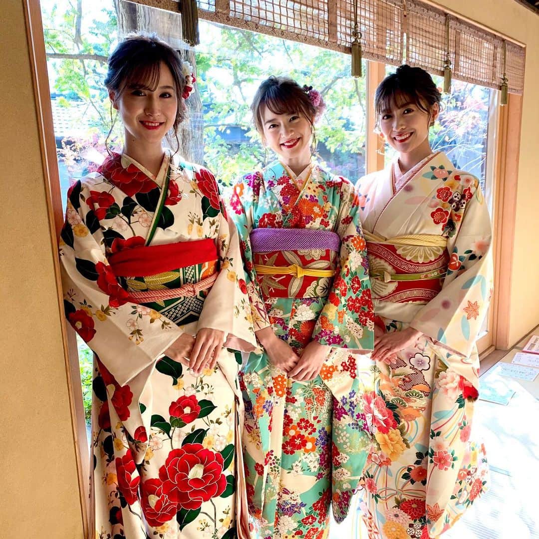 中城あすかさんのインスタグラム写真 - (中城あすかInstagram)「昨夜は、ビジネスクリック新春スペシャルをご覧頂きありがとうございました✨ . フィンテックについてご紹介しました！ どんどん便利になっていきますね🧐 . キャスター全員が晴れ着で集合して楽しかったです！ 今年もビジクリをよろしくお願いします♥️ 来週からはいつもの生放送になります！ 見てくださいね！ . そして番組の最後に発表した今年の抱負ですが「有言実行」ということで、発した言葉は実行し成果を遂げたいと思います。 . #ビジネスクリック #ビジクリ #ビジネスクリック新春特番 #フィンテック #TBS」1月4日 23時43分 - asukanakajo