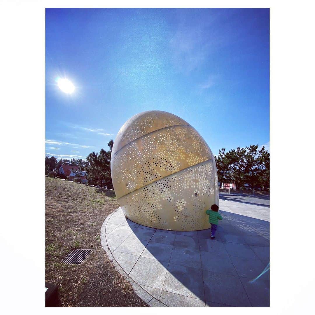Caravanのインスタグラム：「2020.01.04.  keep calm  and  make your peace.」