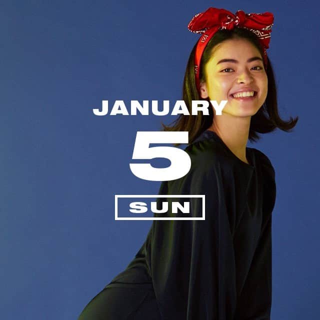 NYLON JAPANさんのインスタグラム写真 - (NYLON JAPANInstagram)「1月5日は 『宮崎駿の誕生日』 世界的アニメーター宮崎駿のお誕生日は、 『魔女の宅急便』のキキにインスピレーションを得た、 ブラックドレス＆バンダナスタイルでお祝い！  http://www.nylon.jp/365  MODEL: @MONICAALIEN  #365anniversary #fashion #makeup #beauty #style #今日は何の日 #make #nylonjapan #nylonjp #coordinated #coordinates #ootd #outfi #coordinate #photography #beautiful #photooftheday #宮崎駿の誕生日 #2020」1月5日 0時00分 - nylonjapan
