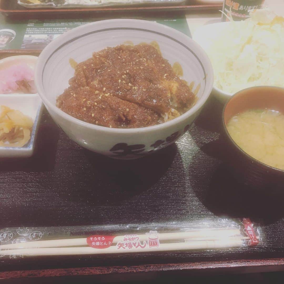 堀駿平（おミルク）さんのインスタグラム写真 - (堀駿平（おミルク）Instagram)「正月。帰省。 千代保稲荷の串カツおいし。 #おミルク #岐阜」1月5日 0時34分 - riho_payshoun