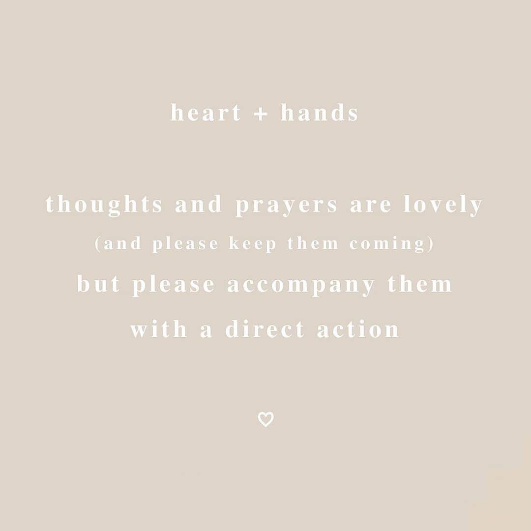 サマンサウィルスのインスタグラム：「Thoughts and prayers tributes are flooding in for the Australian Bushfire Relief, many with links of how and where to donate.⠀⠀ ⠀⠀ + Celeste Barber didn’t just start a donation fund, she started it off with adding $500 to it. (its at $20Million and growing!)⠀⠀ ⠀⠀ + P!NK published a list of places to donate and shared that she had donated also ($500k). ⠀⠀ ⠀⠀ + My friend’s daughter turned 8 on Friday and donated ALL her birthday money ($40…which in 8-year-old currency Vs adult currency is like a billion trillion dollars) sharing that she was splitting it between @FoodBankAus and the @PortMacquarieKoalaHospital⠀⠀ ⠀⠀ It’s not the Australian way to brag or boast and I think showing/declaring that you have made a donation (directly or by shopping with a business who is facilitating one) could traditionally be thought to be seen as this.⠀⠀ ⠀ With momentum comes momentum, seeing other people take action can only have a positive knock-on effect.⠀⠀ ⠀⠀ Let’s share our thoughts and prayers AND the action being taken, no matter how big or small (block out the fund donation /proceed from your purchase / food donation amount if you don’t feel comfortable showing specifics).⠀⠀ ⠀ If you believe in the energy behind thoughts and prayers (I do) than imagine the impact of the energy behind taking action also. ⠀ ⠀⠀ *Influencers... what a brilliant time to show influence. – SWx ⠀⠀ ⠀⠀ *Everyone has influence.⠀⠀ ⠀」