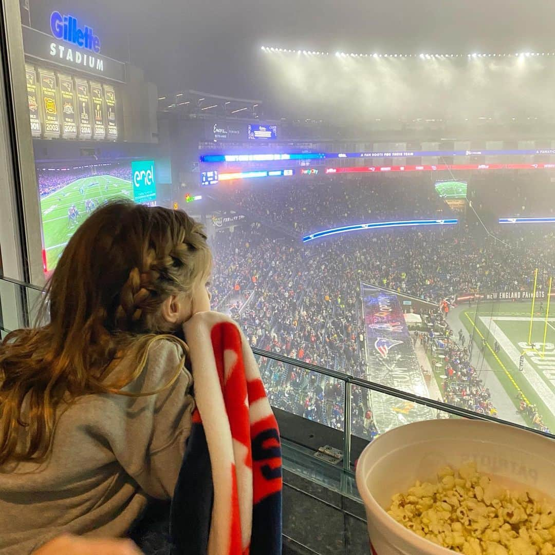 ジゼル・ブンチェンさんのインスタグラム写真 - (ジゼル・ブンチェンInstagram)「Let’s go pats!!!! ❤️ 💙❤️💙❤️」1月5日 10時17分 - gisele