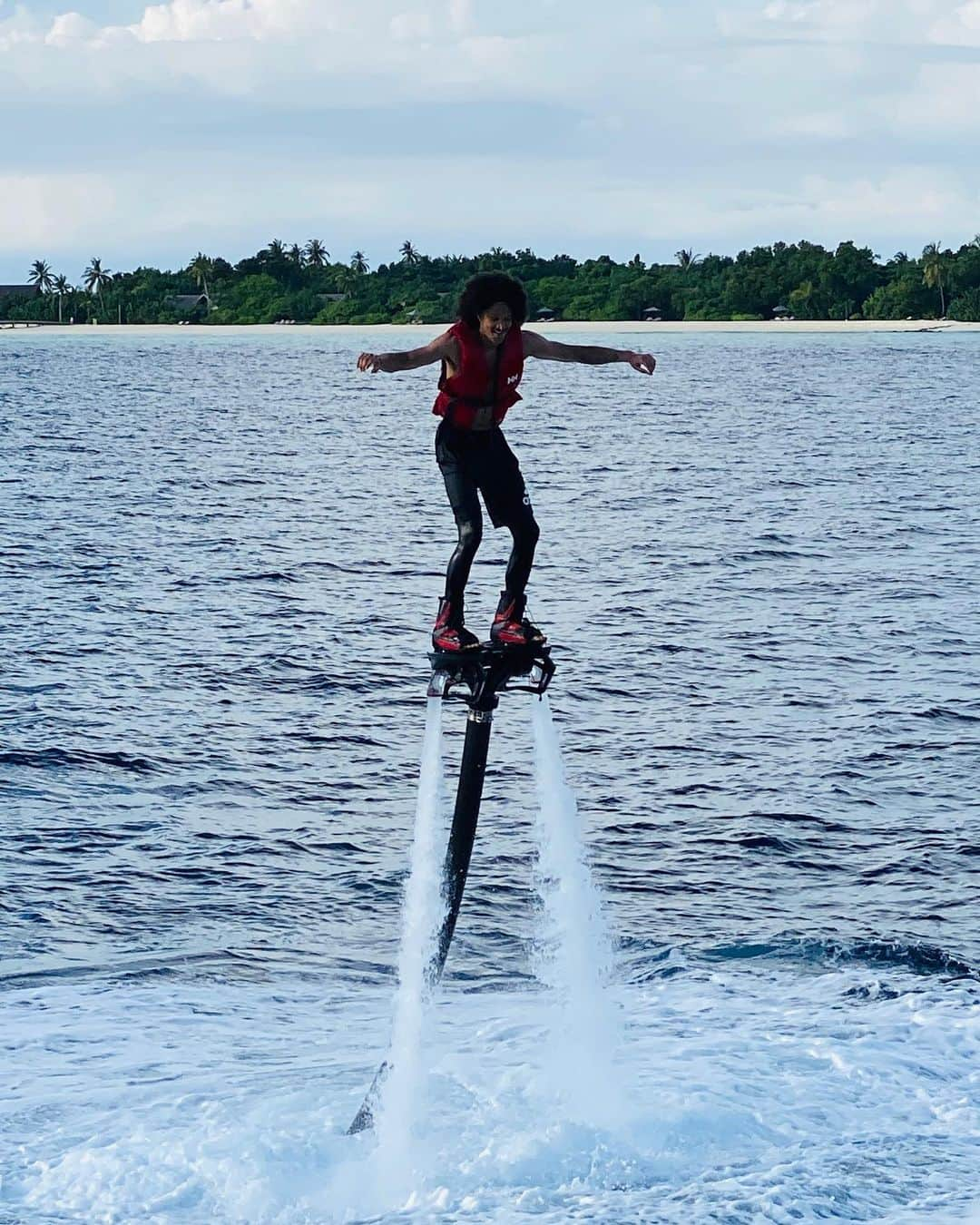 マドンナさんのインスタグラム写真 - (マドンナInstagram)「Nothing More Healing than a holiday with La Familia! 🎉🌈 #grateful #serenityyacht @ssh_maritime  #estere #stella #mercyjames #davidbanda #lola @ahla_malik」1月5日 10時29分 - madonna