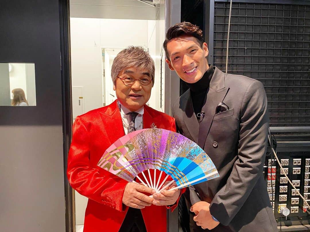 槙野智章さんのインスタグラム写真 - (槙野智章Instagram)「今夜 行列のできる法律相談所 「私が会いたい人」 3時間スペシャル 19時00分〜21時54分  出演します‼︎ ぜひ、見て下さい^ - ^  #行列のできる法律相談所  #さんま  さん #横浜流星　さん #萬田久子  さん #蓮佛美沙子  さん #炎鵬  さん #滝沢カレン  さん #森七菜  さん #山之内すず  さん #綾小路きみまろ  さん #後藤輝基  さん #東野幸治  さん #渡部建  さん #槙野智章」1月5日 10時50分 - makino.5_official