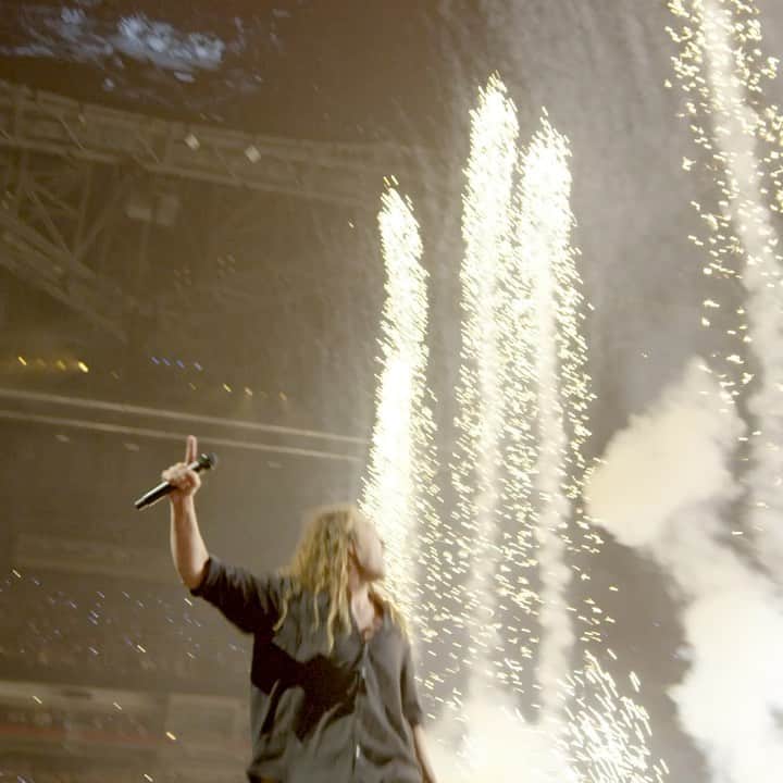 ユナイテッドのインスタグラム：「Throwing it back to our time with our friends at @passion268 — thanks again for letting us start the new year off with all of you!」