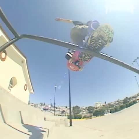 スラッシャーのインスタグラム：「🔫 TOMMY GUNZ 🔫 @zeroskateboards」