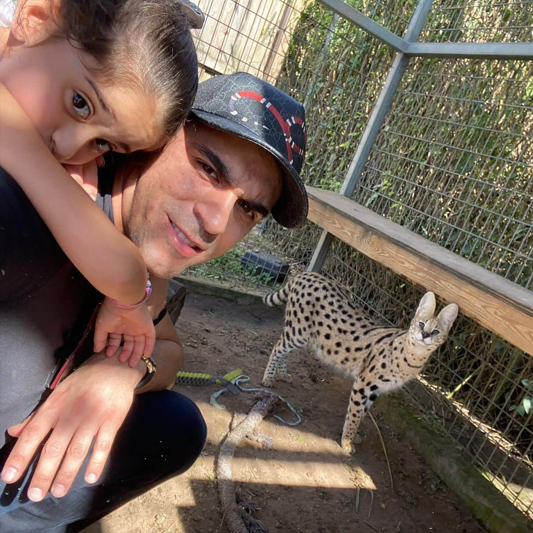 パストール・マルドナドさんのインスタグラム写真 - (パストール・マルドナドInstagram)「Increíble experiencia en familia! ——————————————————— #animalessalvajes #wildanimals #increible  #incredible #experiencia #experience #gatos #tigres #leones #jaguar #serpientes #snake #etc #instagood #likesforlike #2020 #family #sabado #saturday #holidays #great #vacaciones #venezuela #mundo #worldwide @gabytarkany #pastormaldonado #victoriamaldonado #valentinamaldonado」1月5日 4時06分 - pastormaldo