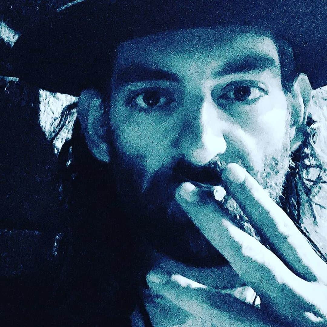 Magic!のインスタグラム：「Happy birthday Ben!!! Have fun in India!!!」
