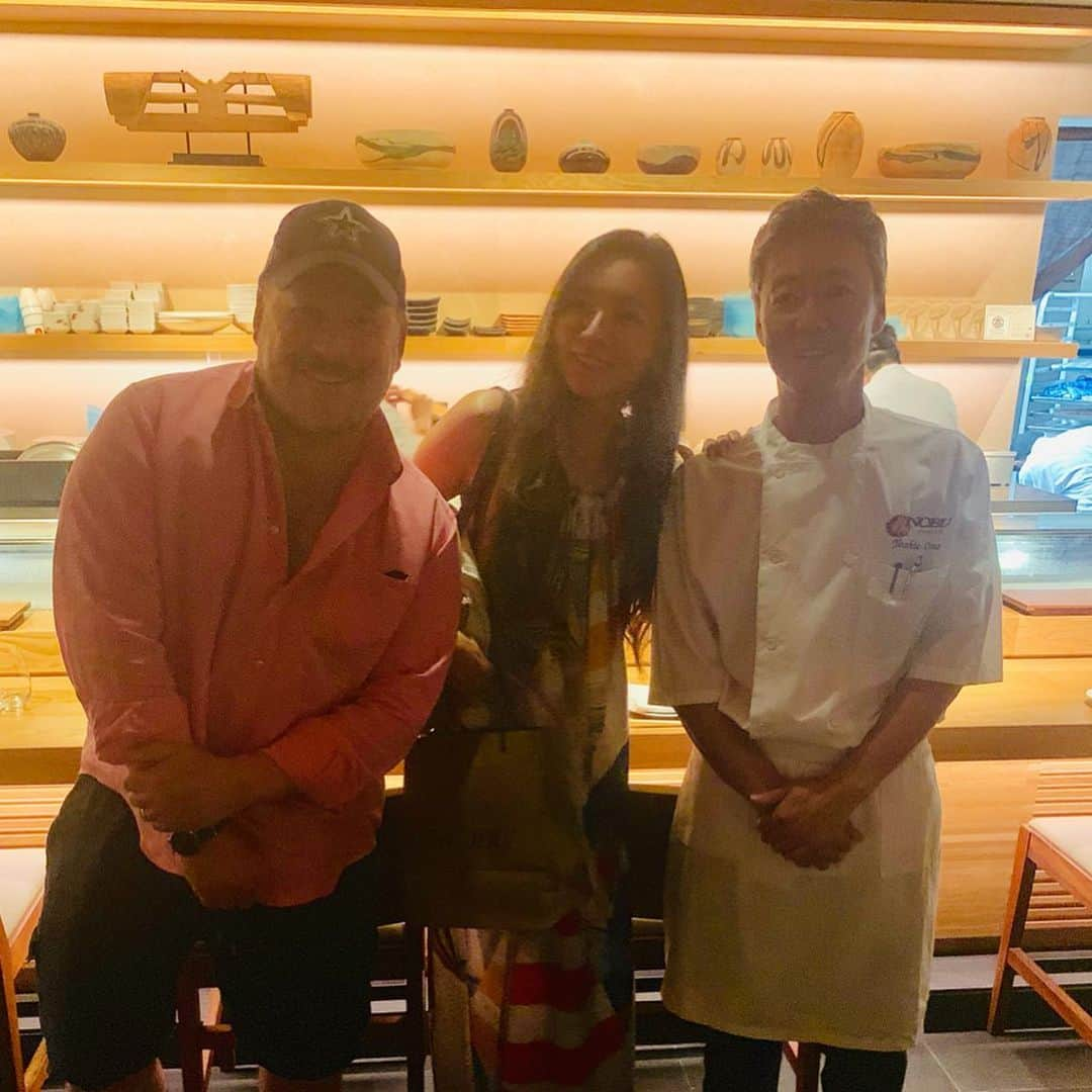 和央ようかさんのインスタグラム写真 - (和央ようかInstagram)「NOBU NIGHT🍣😍❤️🥂🍱🥢🍾 Thank u soo much @therealnobu san ❤️😍 We had soo much fun time ❤️yummy 😍❤️😘 ホノルルノブにディナーに🍣🥢🍾🥂🍱❤️😍 ノブさん、本当にありがとうございました😊幸せ過ぎる夜でした😍 寿司シェフの#yoshio さん、マネージャーさん、本当にありがとうございました😊 #nobuhonolulu  @noburestaurants.us  @nobukoaspen  @frank.wildhorn  #yokawao #和央ようか #takakoworldstylin🌎 #lifestyle #hawaii」1月5日 6時47分 - yokawao0215