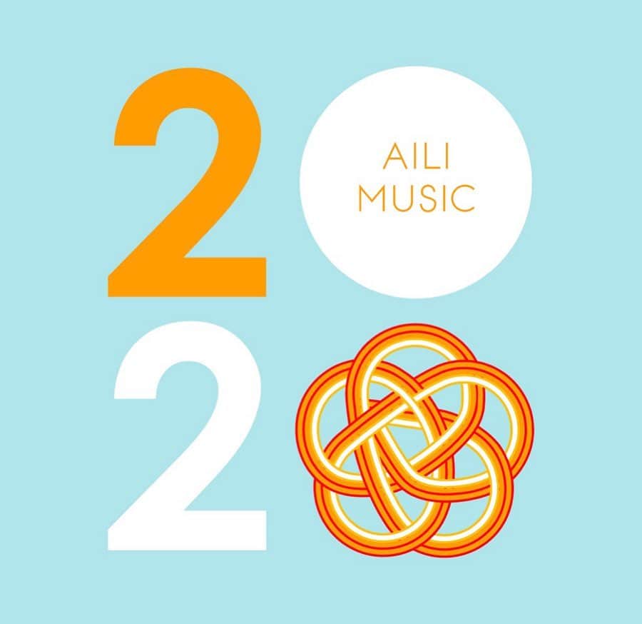 AILIさんのインスタグラム写真 - (AILIInstagram)「2020年 AILI MUSIC  大切な友人が作ってくれたお年賀デザイン。  この1年も皆さんに沢山の音楽をお届けできるように肩の力を抜いて日々謳歌します♫  #musiclife #2020 #lifeisbeautiful」1月5日 7時51分 - ailimusic