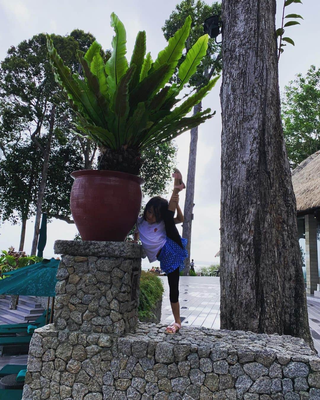 川上璃子（梅崎司の妻）さんのインスタグラム写真 - (川上璃子（梅崎司の妻）Instagram)「2020.1.1-1.3  bintan island🌴  #梅家の冬休み#indonesia#bintan」1月5日 9時08分 - 775.ren.riko