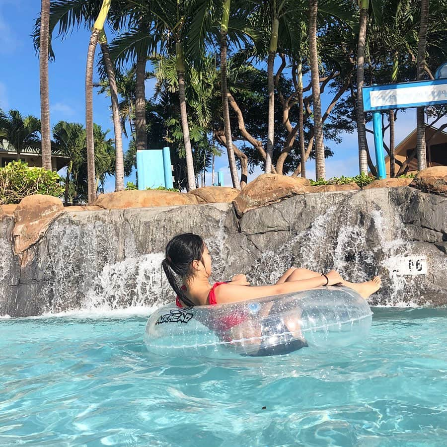 川畑綾理さんのインスタグラム写真 - (川畑綾理Instagram)「wet'n wild hawaii🌀 . . . #hawaii #oahu #waikiki #waikikibeach #honolulu #travel #beach #surf #wetnwildhawaii #pool #ootd #swimwear #l4l #f4f #ハワイ #オアフ島 #ワイキキ #ワイキキビーチ #ホノルル #旅行 #ハワイ旅行 #海 #水着 #服 #いいね返し #フォロー返し #분장 #코스프레 #シブサン #プラチナムプロダクション」1月5日 19時42分 - rougebook_ayari