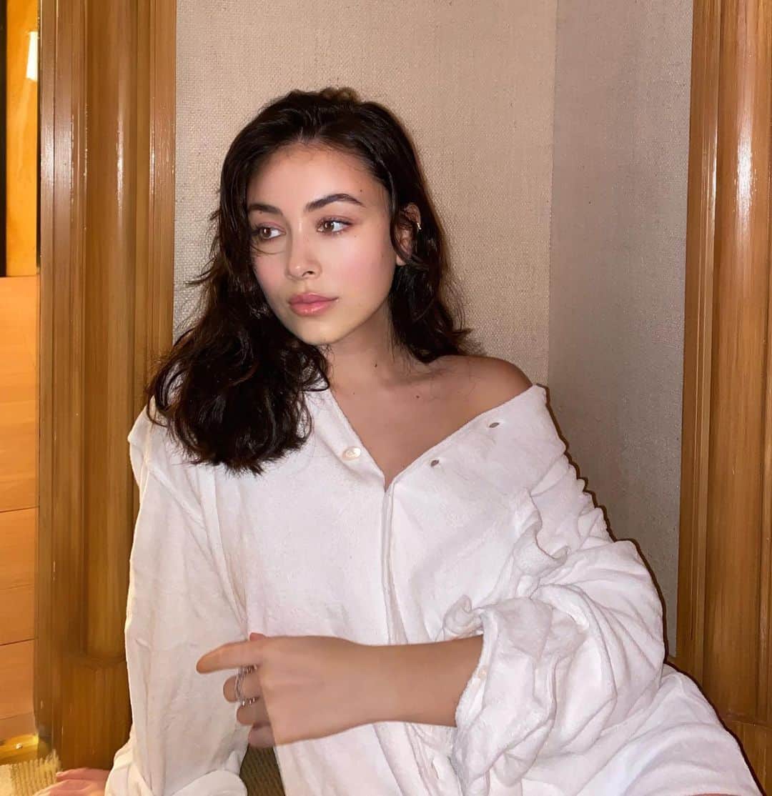 エレナ・アレジ・後藤のインスタグラム：「🤍」