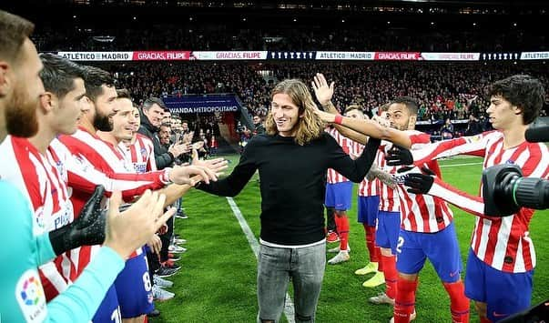 フィリペ・ルイスさんのインスタグラム写真 - (フィリペ・ルイスInstagram)「GRACIAS @atleticodemadrid ❤️❤️❤️ #tequieroATLETI」1月5日 20時22分 - filipeluis