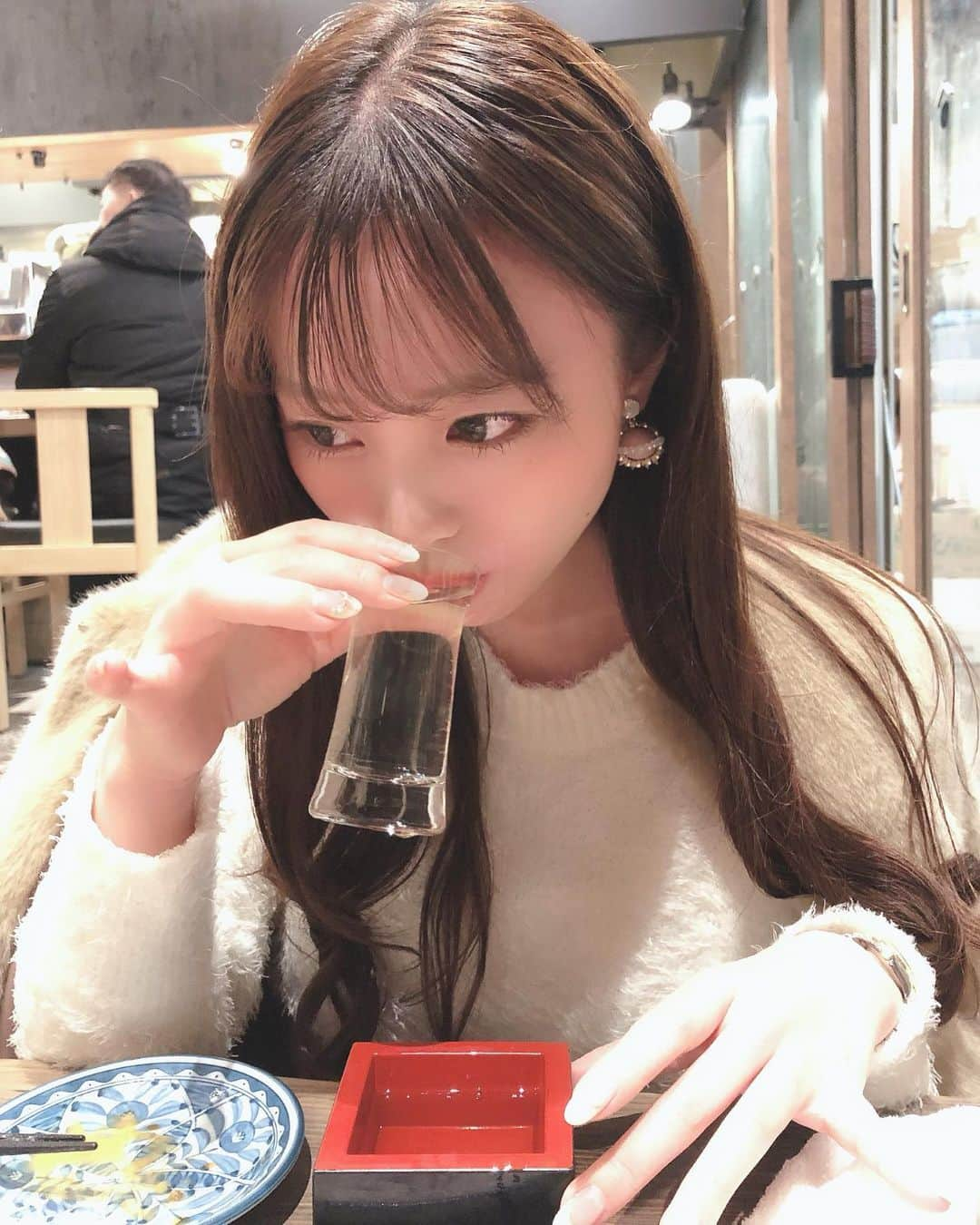 清里千聖さんのインスタグラム写真 - (清里千聖Instagram)「. この前大須で2020日本酒初め🥺🍶💕. #日本酒 #秋田 #みちのく屋 #大須 #🍶」1月5日 20時23分 - chiseikiyosato