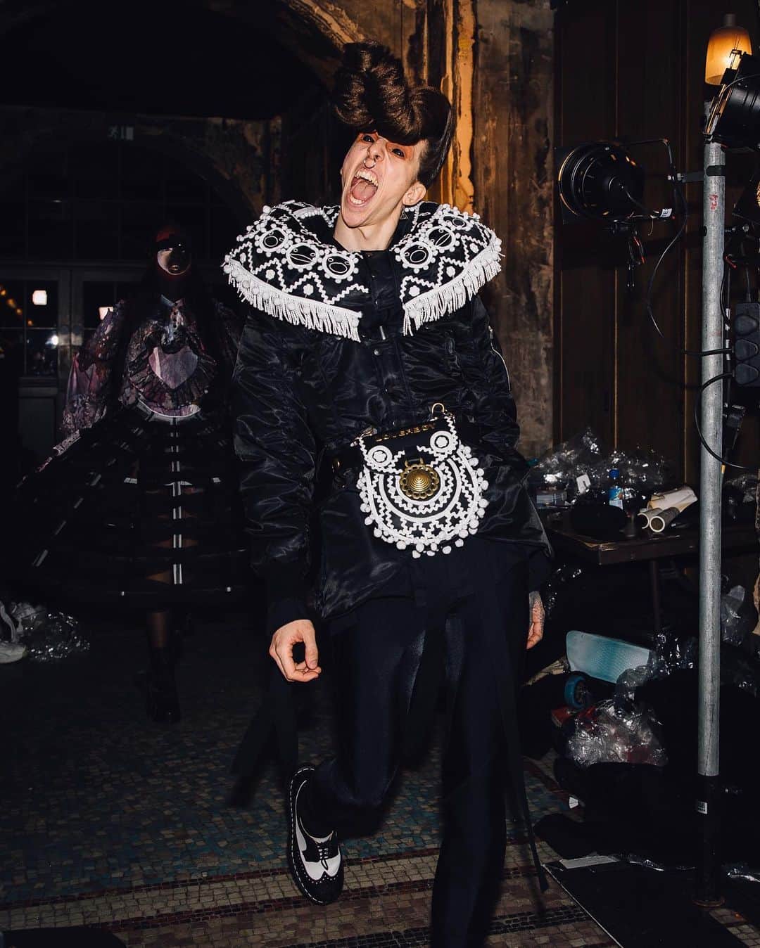 Vogue Runwayさんのインスタグラム写真 - (Vogue RunwayInstagram)「The fall 2020 menswear season started on a high note with Charles Jeffrey Loverboy (@_charlesjeffrey) in London. Acielle of @styledumonde captured all the backstage action; tap the link in our bio for all of her pics.」1月5日 11時56分 - voguerunway