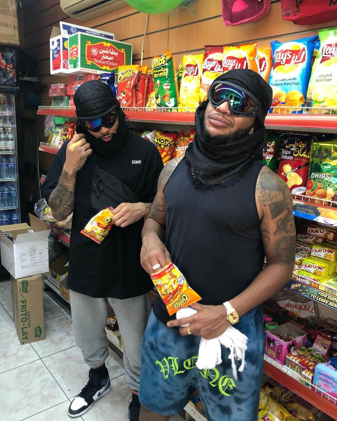 オデル・ベックハン・ジュニアのインスタグラム：「My brudda. My slime. My yaunnnshandmee!!! Man the adventure of Runn and Timppyy have been nothin less than legendary. Man U almost like a brother.. to me😂😂😂😂... luh ya to the moon n back slime! U kno what it is!!!! Booogie n Mitch ... Biggiie n Pac’.... Tud 4L @bendadonnn @bendadonnn @bendadonnn」