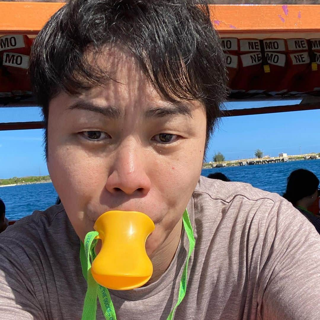 井上裕介さんのインスタグラム写真 - (井上裕介Instagram)「何で、この口をつけたか？だって！！ この口があれば、君へのキスまでの距離が少しだけ縮まるやん！！ #NONSTYLE #ノンスタイル  #井上 #キス #までの距離 #誰よりも最短で行きたい」1月5日 13時47分 - nonyusuke