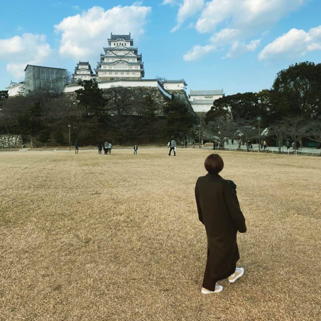 矢口真里さんのインスタグラム写真 - (矢口真里Instagram)「お正月から姫路城に行けてなんだか縁起が良いなと感じました🏯✨ どどーーーん！！っと威厳があって本当にかっこよかったです😂✨ #夫ちゃんの故郷」1月5日 14時20分 - mariyaguchi_official