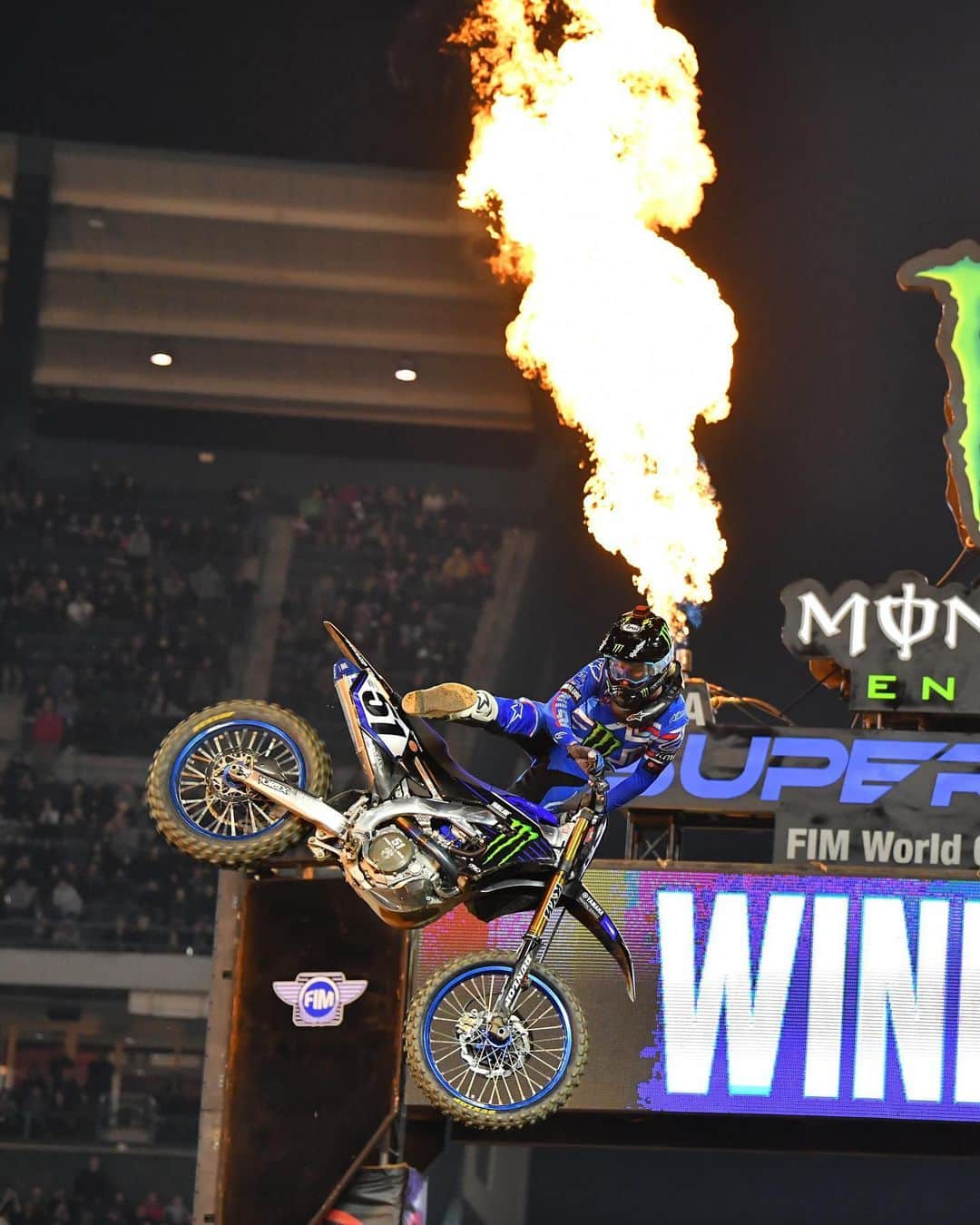 モンスターエナジーさんのインスタグラム写真 - (モンスターエナジーInstagram)「Back-to-back at A1‼️ @justinbarcia wins the 450SX Main Event for the second year in a row at Anaheim! #MonsterEnergy #SupercrossLIVE #DropTheGate」1月5日 15時12分 - monsterenergy