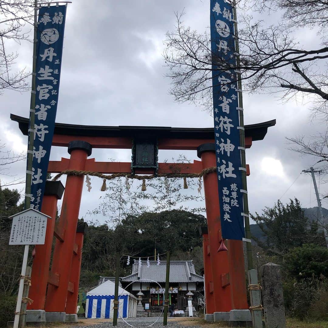 YUKI TAKESHIMAさんのインスタグラム写真 - (YUKI TAKESHIMAInstagram)「2020年年明けは、オトナの遠足正月バージョン🎍♨️ @sararigohan  @ku6da @yoshikazufumoto  #ゆの里  #やっちょん広場  #あったまる  #オトナの遠足  #高野山 #タッカンマリ  #韓国料理  #縁結びの神様  #世界遺産慈尊院 #月のしずく」1月5日 21時04分 - yukimake