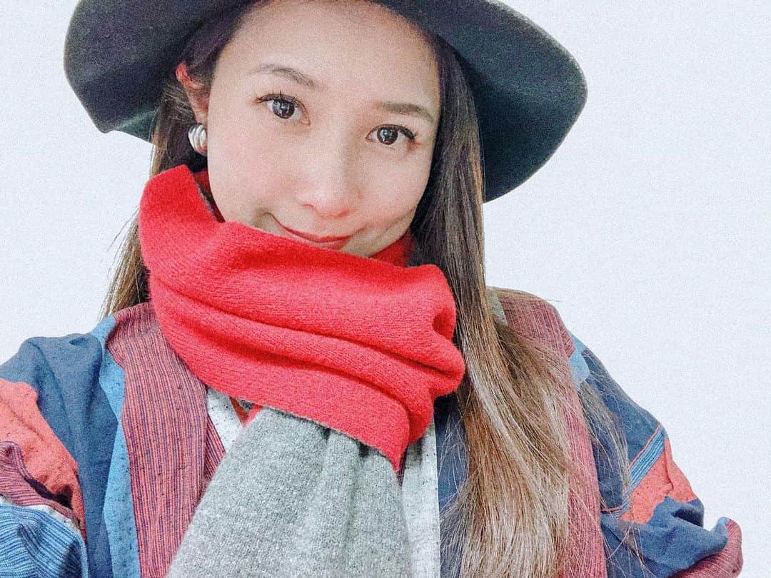 のインスタグラム：「今年初、作務衣♡﻿ ﻿ 作務衣にハットが意外にも合う^ ^﻿ ﻿ ﻿ 今年も作務衣Style楽もーう！﻿ ﻿ #作務衣 #作務衣女優 #作務衣モデル」