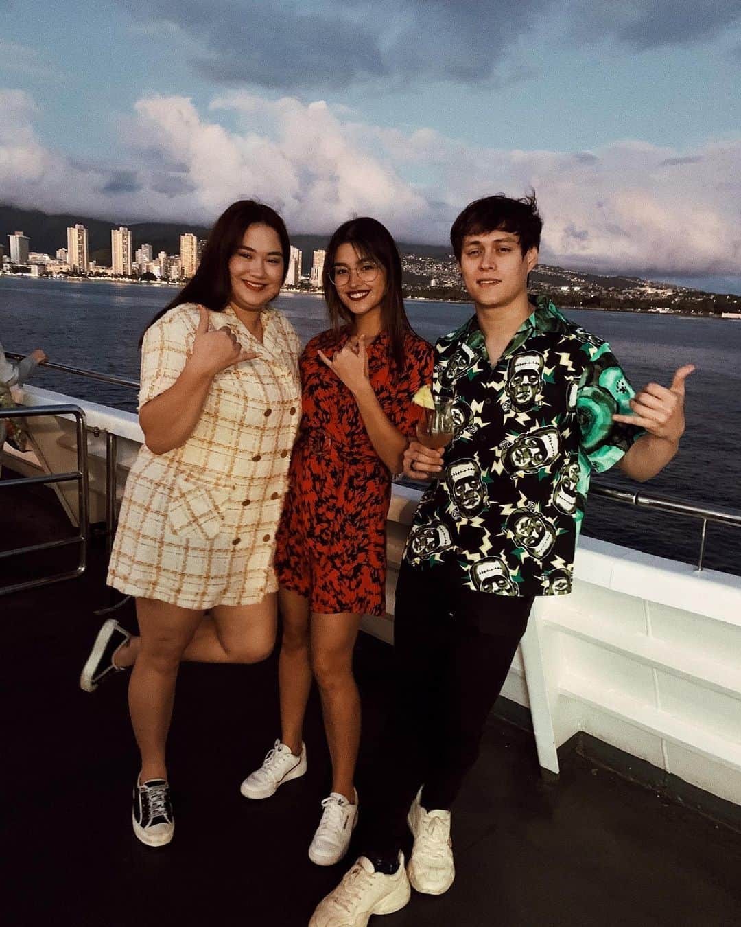 リザ・ソベラーノさんのインスタグラム写真 - (リザ・ソベラーノInstagram)「Went on a cruise for my birthday. That was fun! ☁️」1月5日 16時36分 - lizasoberano