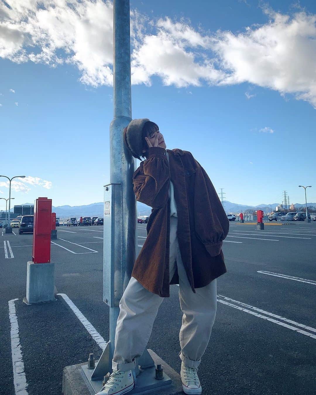 傳彩夏さんのインスタグラム写真 - (傳彩夏Instagram)「🚗」1月5日 17時01分 - denayaka