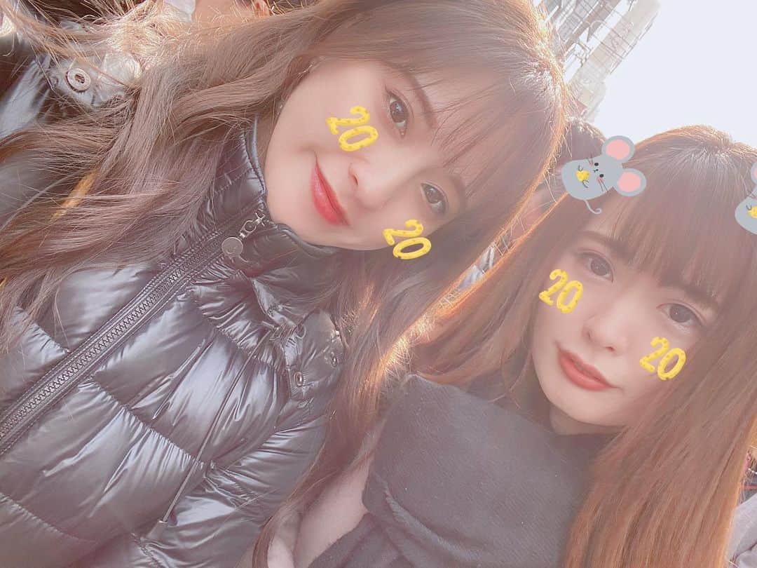原紀舟のインスタグラム：「新年明けましておめでとうございます🎍 . 関わってくれてるみなさんが 平和で健やかな1年が過ごせますように👏 . .. ... #2020 #大阪天満宮 #サムハラ神社 #初詣 #アプリ と#現実 ww」