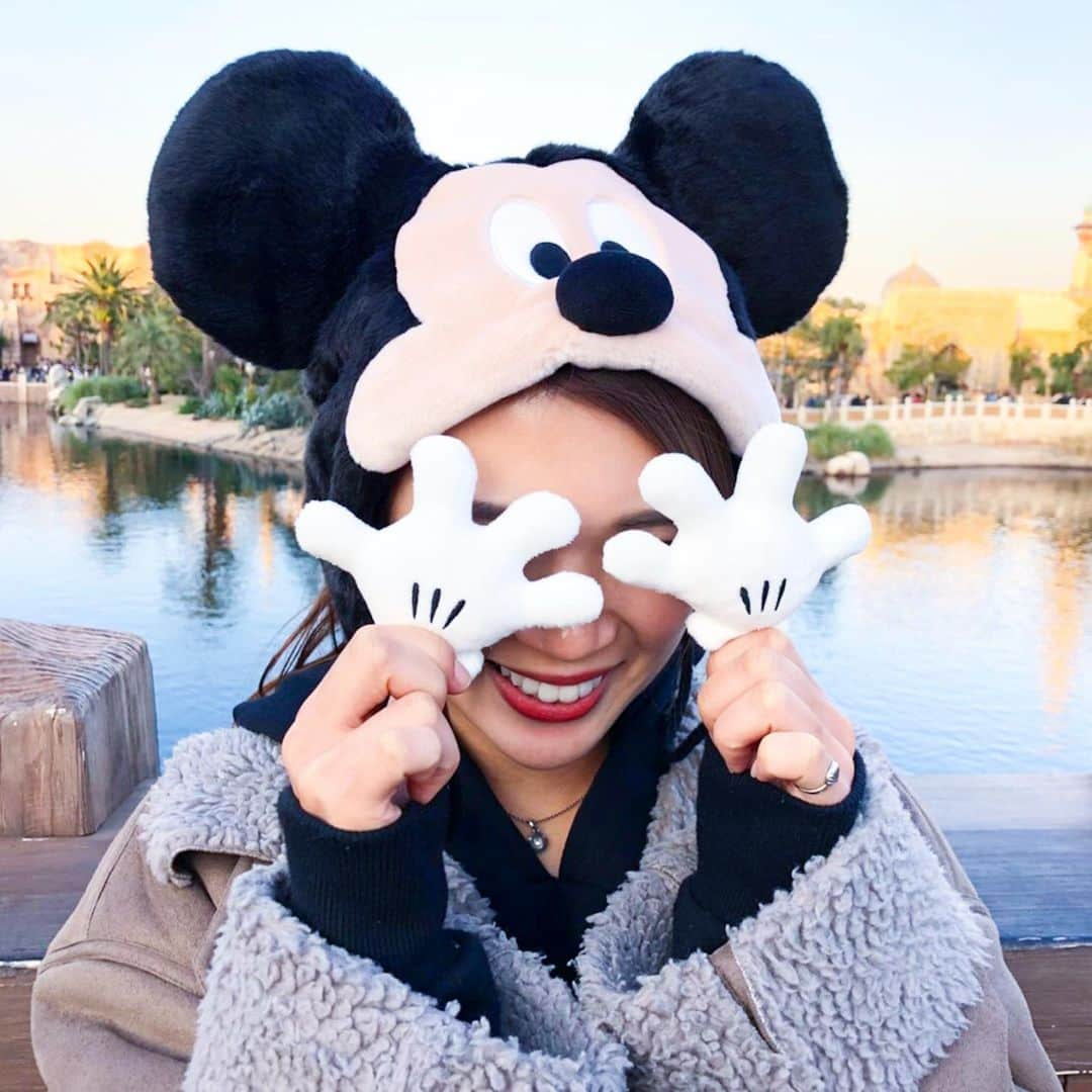 坪井ミサトさんのインスタグラム写真 - (坪井ミサトInstagram)「. . 何回も 行きたくなるね Disney Sea⭐️ . お正月なので俳句風。笑 今年は年女🐭💕 . . #冬のDisney #disneysea #夢の国 #happy #mouse #🐭 #年女 #野球 #野球女子 #run #running #fitness #fitnessgirl」1月5日 18時52分 - misato1030