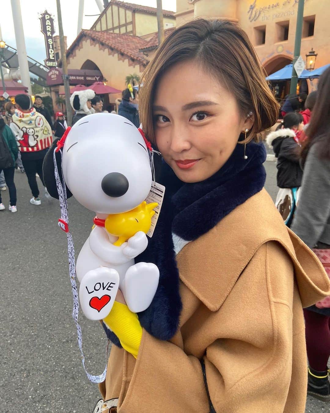 木村安梨沙のインスタグラム：「そして次の日は久しぶりに ユニバで思いっきり遊ばせてもらいました🤪 スヌーピーのポップコーン🍿のやつも買ってもらえた❤️ いつもと違うお誕生日にしたかったみたいだけど、 とてもとても楽しかった💕 ほんとにありがとう💕」