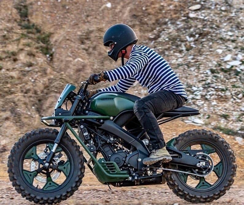 epidemic_motorsさんのインスタグラム写真 - (epidemic_motorsInstagram)「🔧⚙️⚒️by @eakkspeed " Moto Combat " via @saint_motors_  #custom #bike #motorcycle #scrambler #instamoto #builtnotbought #stocksucks #garage_built #saintmotors #saint_motors #kustom #kulture #in_motors_we_trust #epidemic_motors #epidemicmotors #simple #true #motopsycho_club_worldwide」1月5日 22時57分 - epidemic_motors