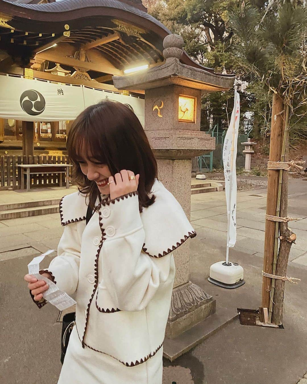 前田希美（まえのん）さんのインスタグラム写真 - (前田希美（まえのん）Instagram)「少し遅めの初詣に行ってきました。 おみくじもばっちり引いてきました。 何吉だったと思いますか？¨̮ 正解した方には、 いいねしちゃいます¨̮ #初詣 #2020 #神社 #のんの私服  #code #fashion」1月5日 22時58分 - maeda_nozomi