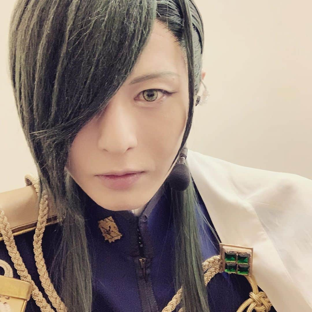 荒木宏文さんのインスタグラム写真 - (荒木宏文Instagram)「ありがとう埼玉 #ミュージカル #刀剣乱舞 #歌合 #乱舞狂乱 #にっかり青江」1月5日 23時34分 - araki_hiro0614