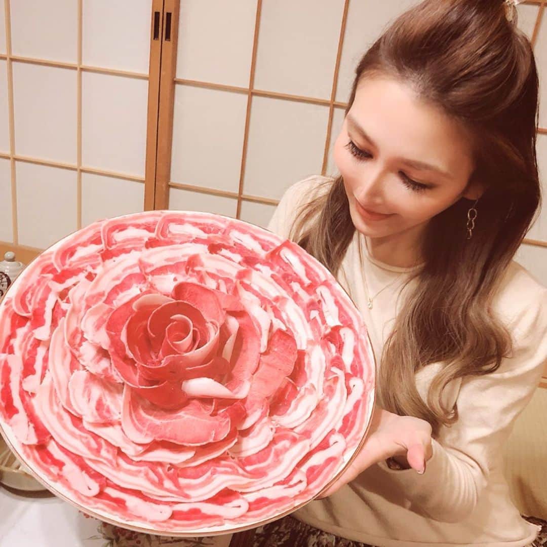 鈴木絢子のグルメインスタ