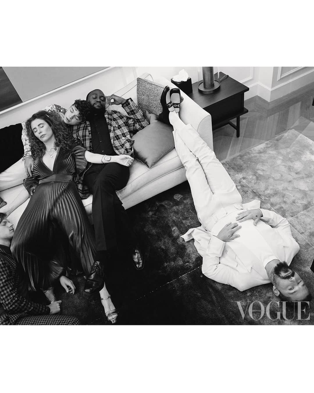 British Vogueさんのインスタグラム写真 - (British VogueInstagram)「To mark the start of awards season, photographer Greg Williams captured Hollywood’s brightest stars in a series of intimate portraits for the February 2020 issue of #BritishVogue. Among them, #FlorencePugh and #CynthiaErivo, both of whom revealed their all-time Hollywood icons, #LauraDern, who shared her first ever movie crush, and #ShiaLaBeouf, who wrote as well as starred in the incredibly personal @HoneyBoyMovie. Discover the full cast in the new issue, on newsstands now.  Featuring:  #AnnaPaquin  #AnnetteBening  #Awkwafina  #CharlizeTheron  #CynthiaErivo  #DanielKaluuya  #DevPatel  #ElleFanning  #EmilyBeecham  #FlorencePugh  #GeorgeMacKay  #JenniferHudson  #JLo  #JodieTurnerSmith  #LilyRoseDepp #LauraDern  #ParkSodam  #PenelopeCruz  #ReneeZellweger  #RobertPattinson  #ShiaLeBeouf  #ScarlettJohansson  #TaronEgerton  #TaylorRussell  #TaikaWaititi  Photographed by @GregWilliamsPhotography and styled by @DenaGia. Entertainment director at large @JillDemling.」1月6日 0時08分 - britishvogue