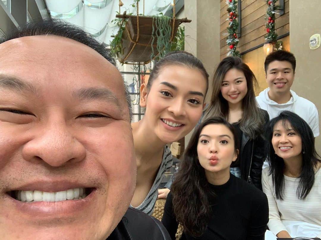 ラライン・シャーのインスタグラム：「Turut berduka cita atas berpulangnya Mas @ketut_masagung . I learnt so much about friendship, kindness, joy and loving deeper from you. Ketulusan beliau tidak akan terlupakan. Semoga ditempatkan di tempat yang terbaik. Will never forget your generous spirit and kind attention you freely give to anyone who comes your way. You will be missed. Innalillahi 🙏🏻」